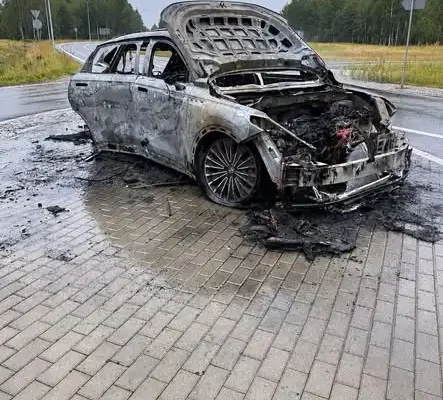 Interwencje OSP Jarocin: pomoc policji i pożar auta w Jarocinie i Zdziarach