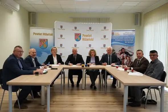 Gmina Jeżowe modernizuje urząd. Łazienka będzie dostępna dla osób z niepełnosprawnościami