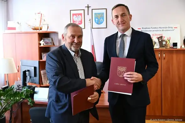 Gmina Jeżowe przebuduje łazienkę w urzędzie. Umowa podpisana