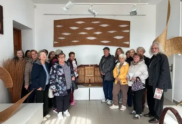 Mieleccy seniorzy odkrywali tajniki wikliniarstwa w Rudniku