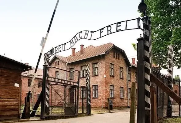 Uczniowie odwiedzili Auschwitz-Birkenau – lekcja historii, która pozostaje na długo